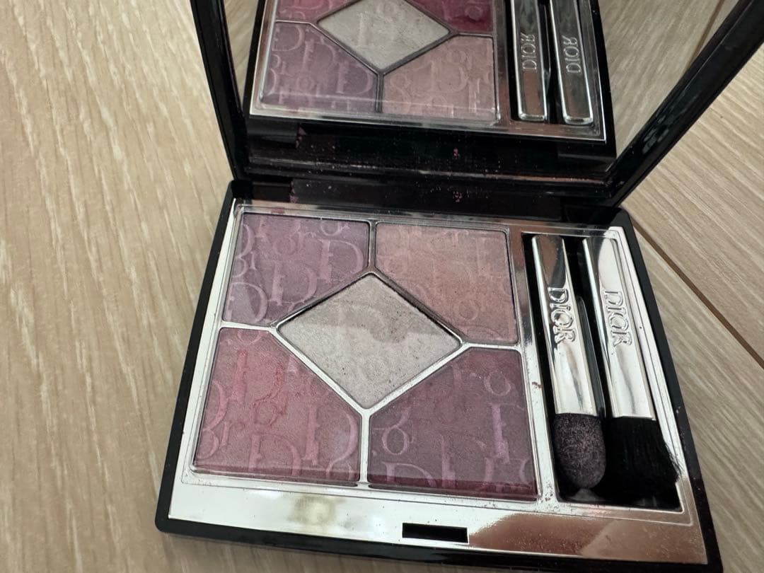 Dior アイシャドウパレット パープル系