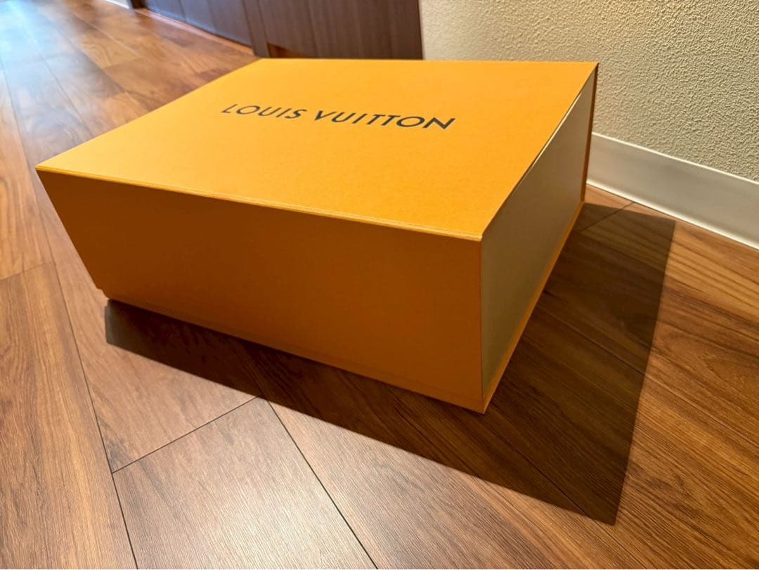 LOUIS VUITTON ルイヴィトン 空箱 リボン付き 大サイズ 正規品