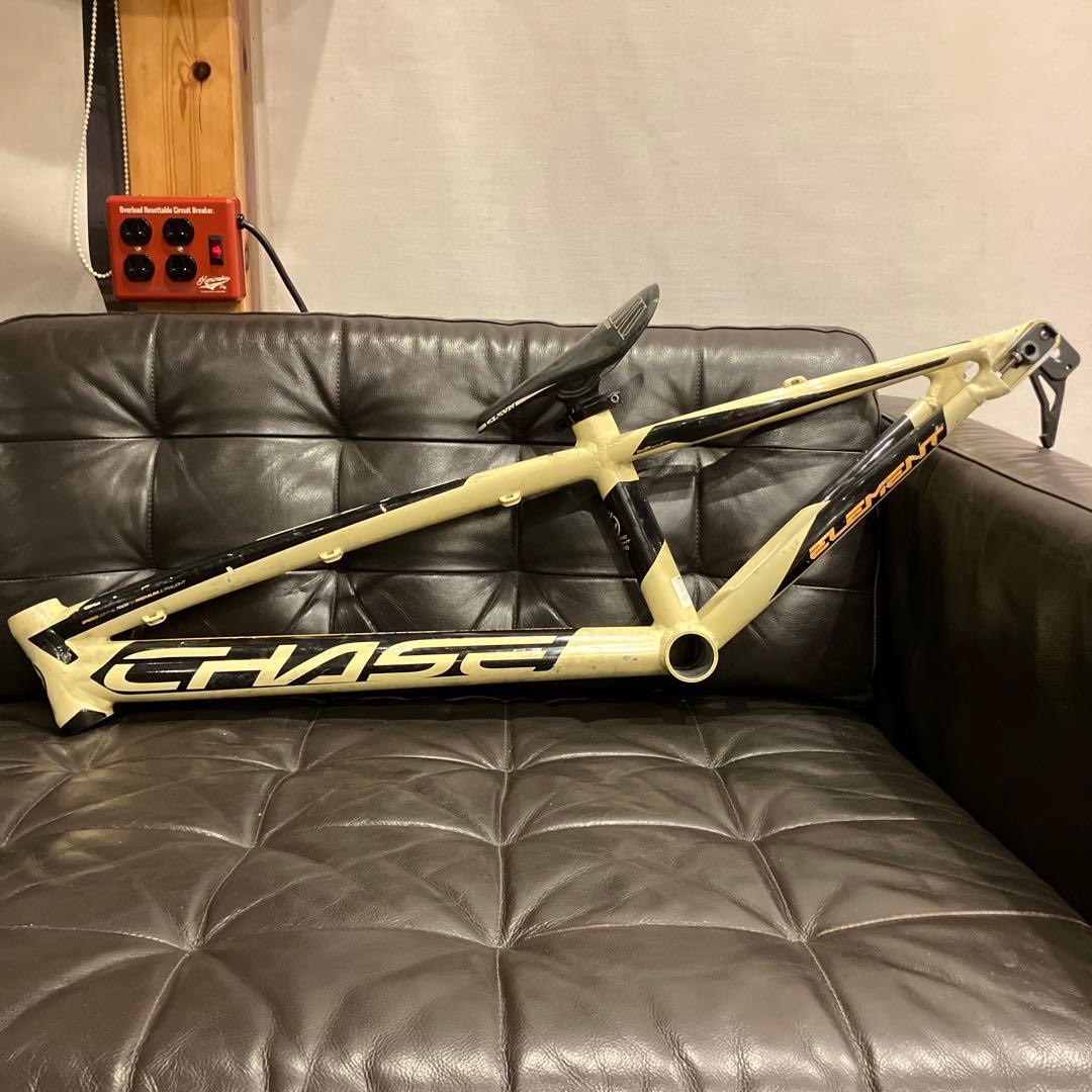 CHASEフレームElementクルーザーBMX24Pro
