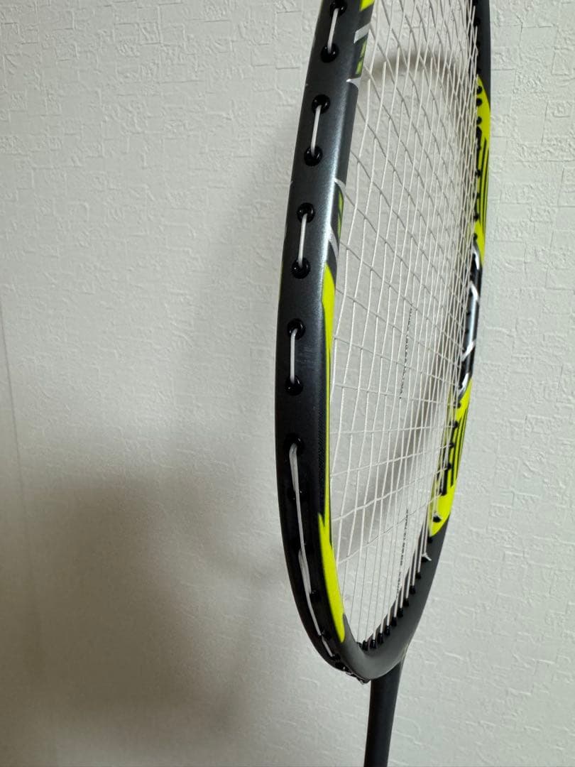 YONEX アークセイバー7プロ　4UG5