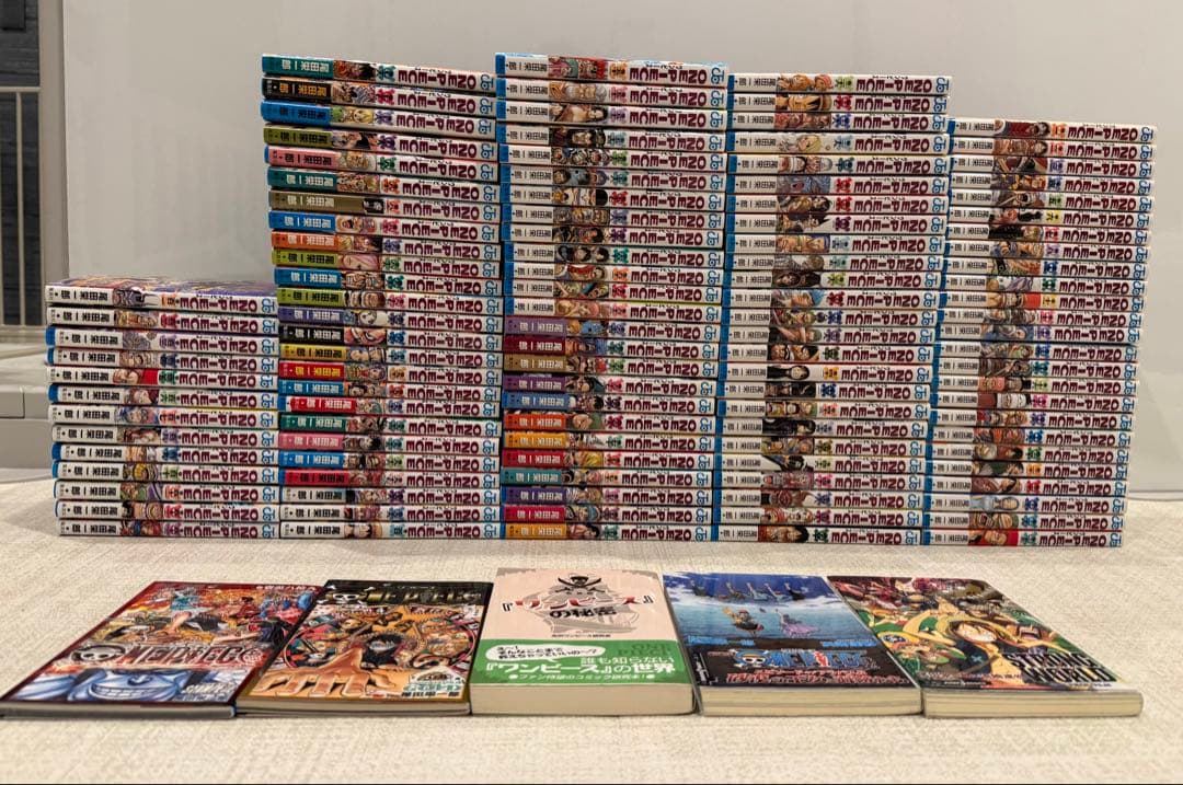 漫画ワンピース　1〜113巻　全巻セット　一部帯付き 美品　おまけ付き