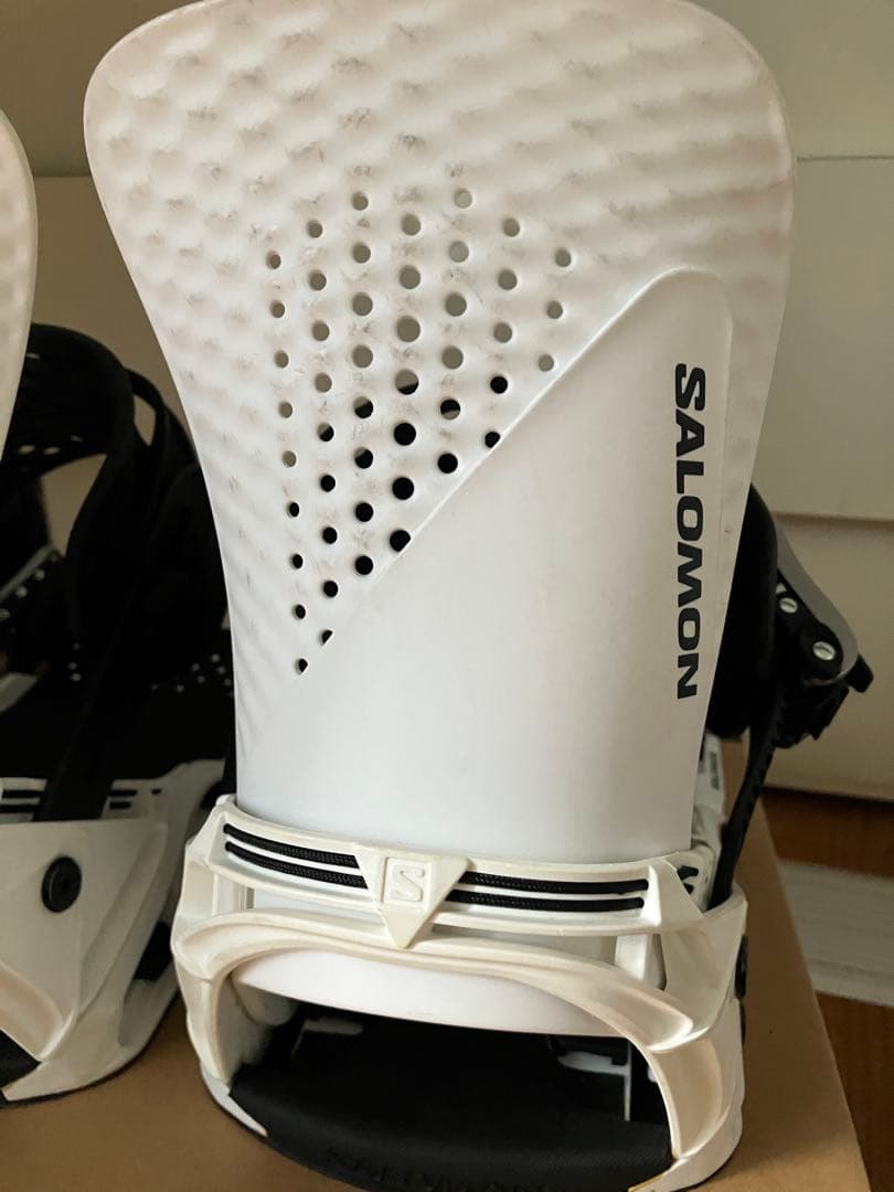 SALOMON HOLOGRAM ホログラム ビンディング M スノーボード
