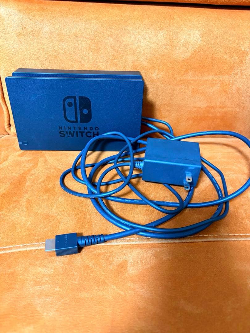 Nintendo Switch 本体 青と緑のJoy-Con