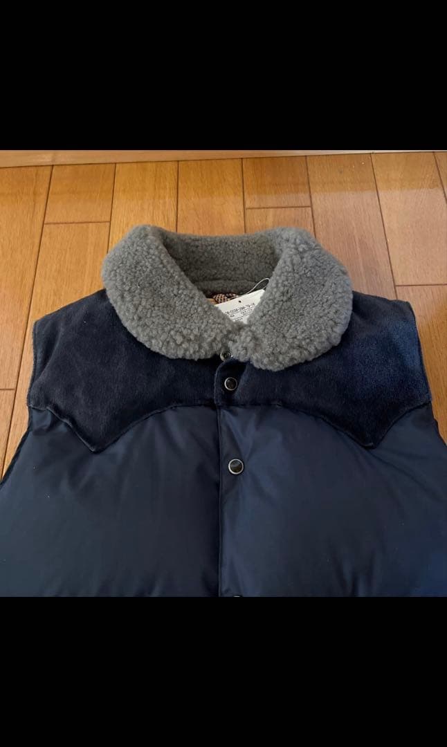 希少品　ロッキーマウンテン×ビームス 別注ボア付きダウンベスト　タグ付　ネイビー