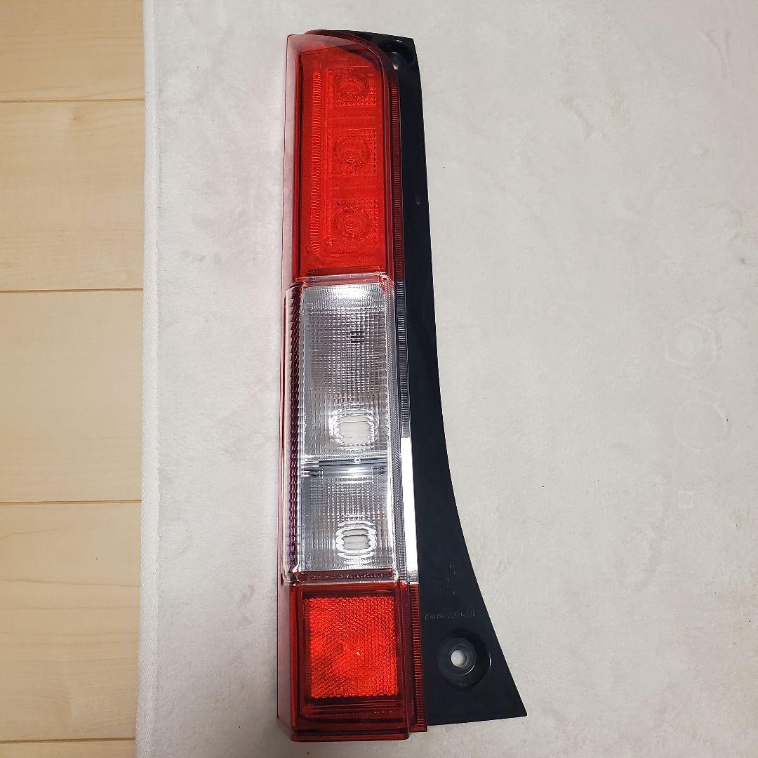 N-VAN　純正テール　美品