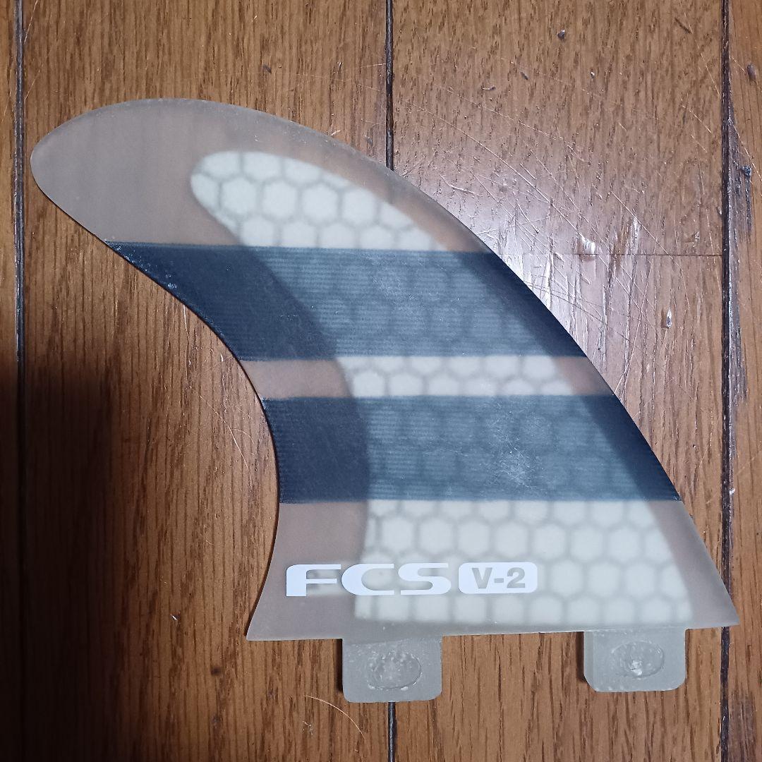 FCS V2　サーフボードフィン　トライフィン　ケリースレーター