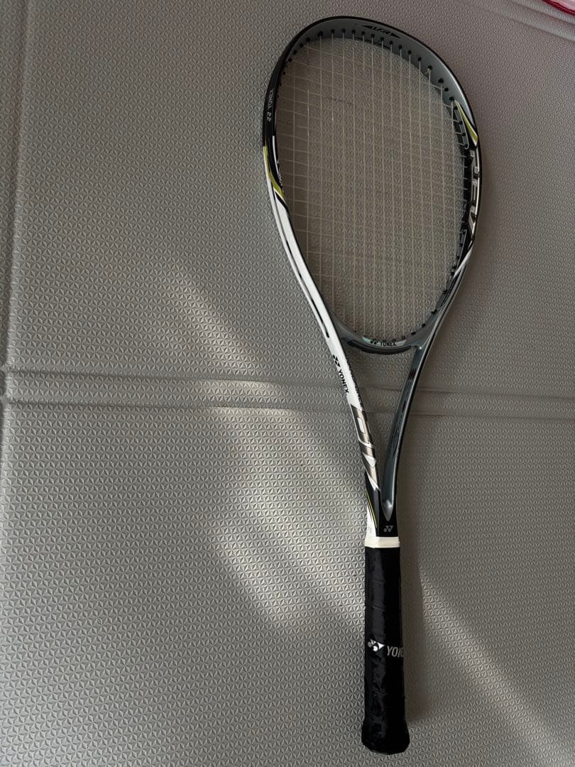 YONEX テニスラケット シルバー ブラック