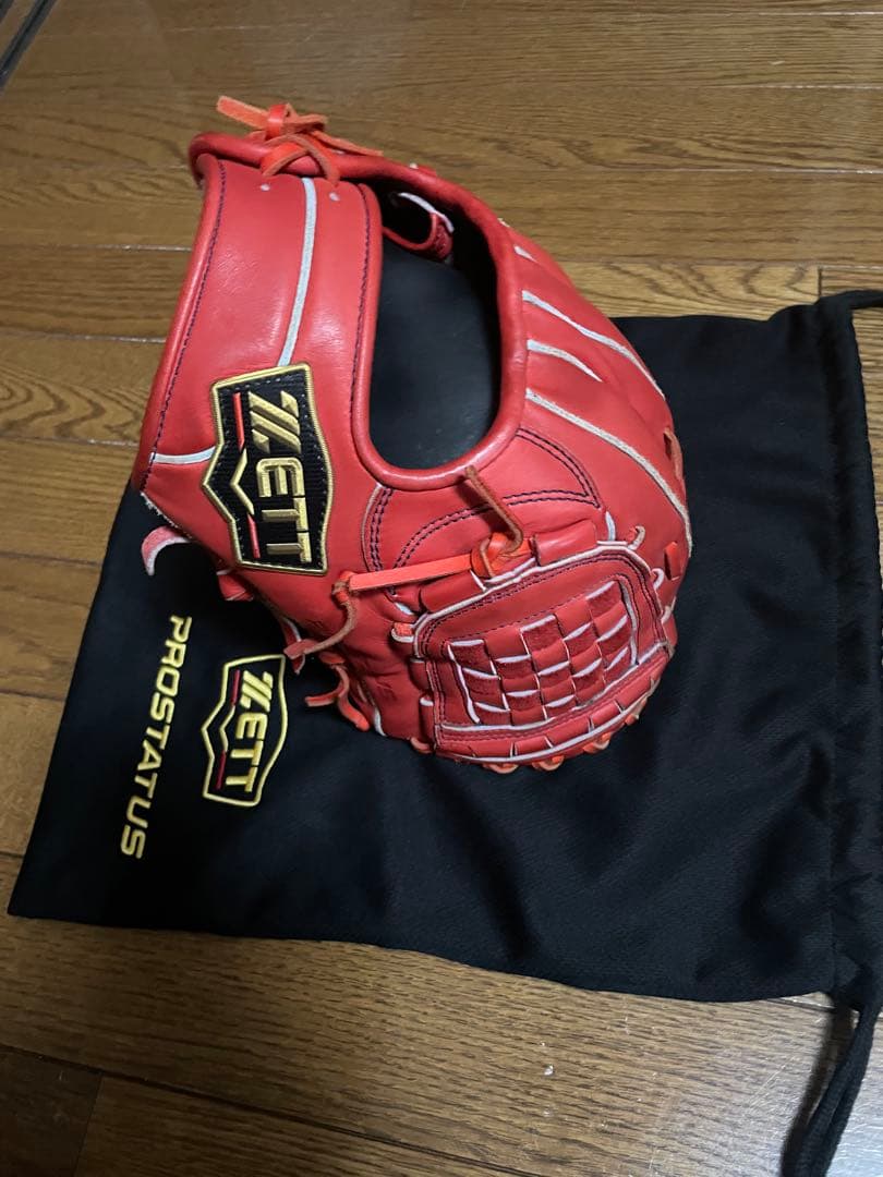 野球 硬式用グローブ ZETT 源田モデル 赤 ほぼ新品 袋付き 手入れ道具付き