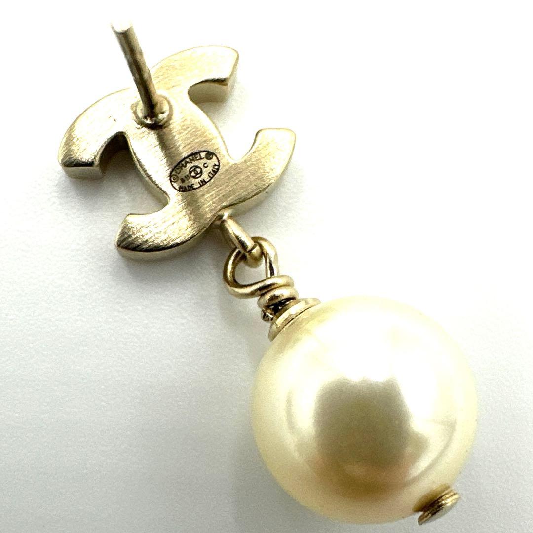 ☆CHANEL☆片耳☆ピアス☆ココマーク☆パール☆058☆