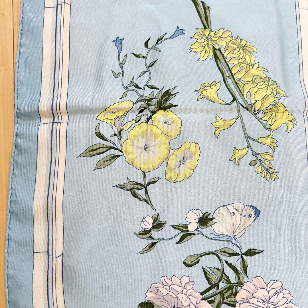 HERMES カレ90 Quai aux Fleurs 花咲く海岸通り