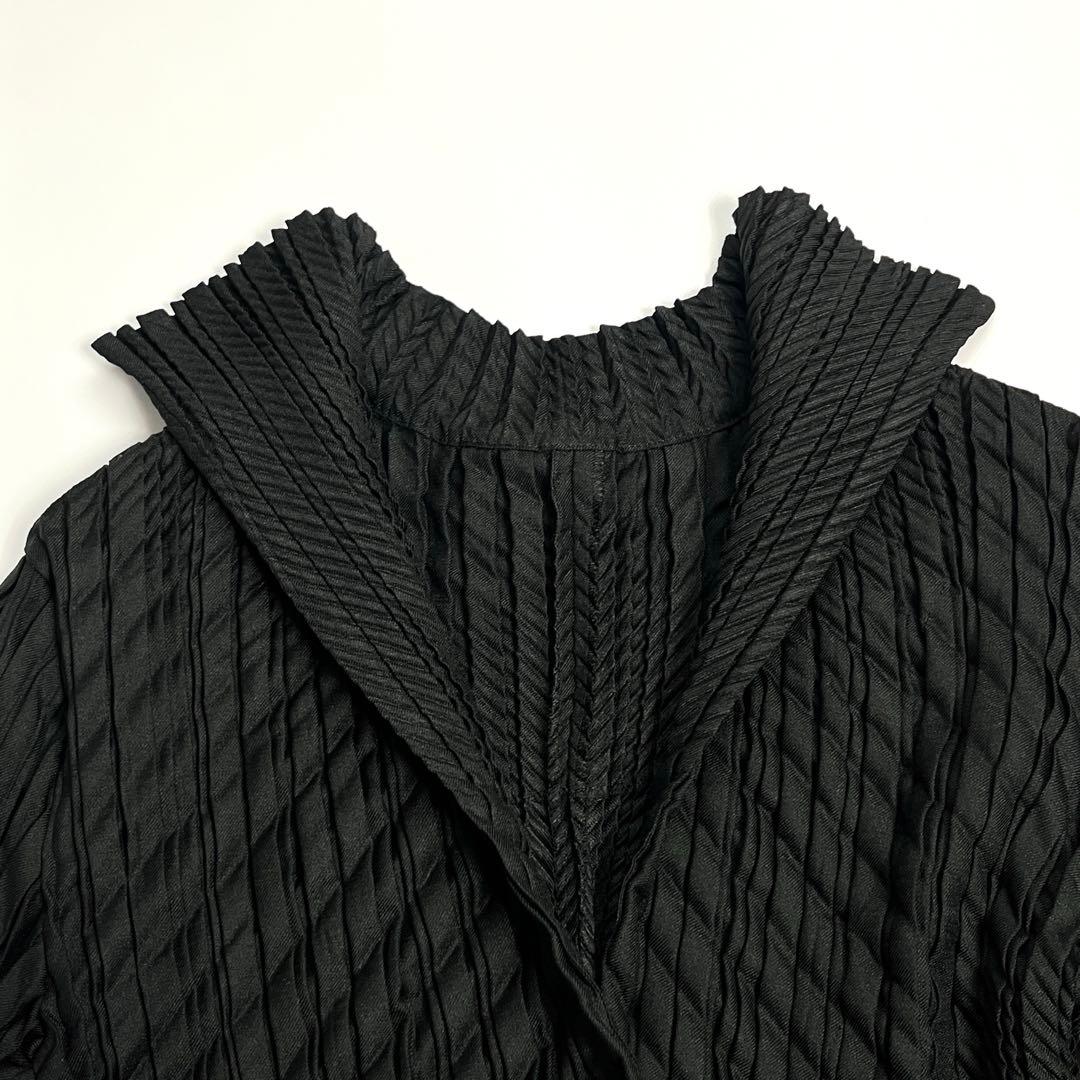 美品　ISSEY MIYAKE プリーツジャケット　ブラック　切り替え　2