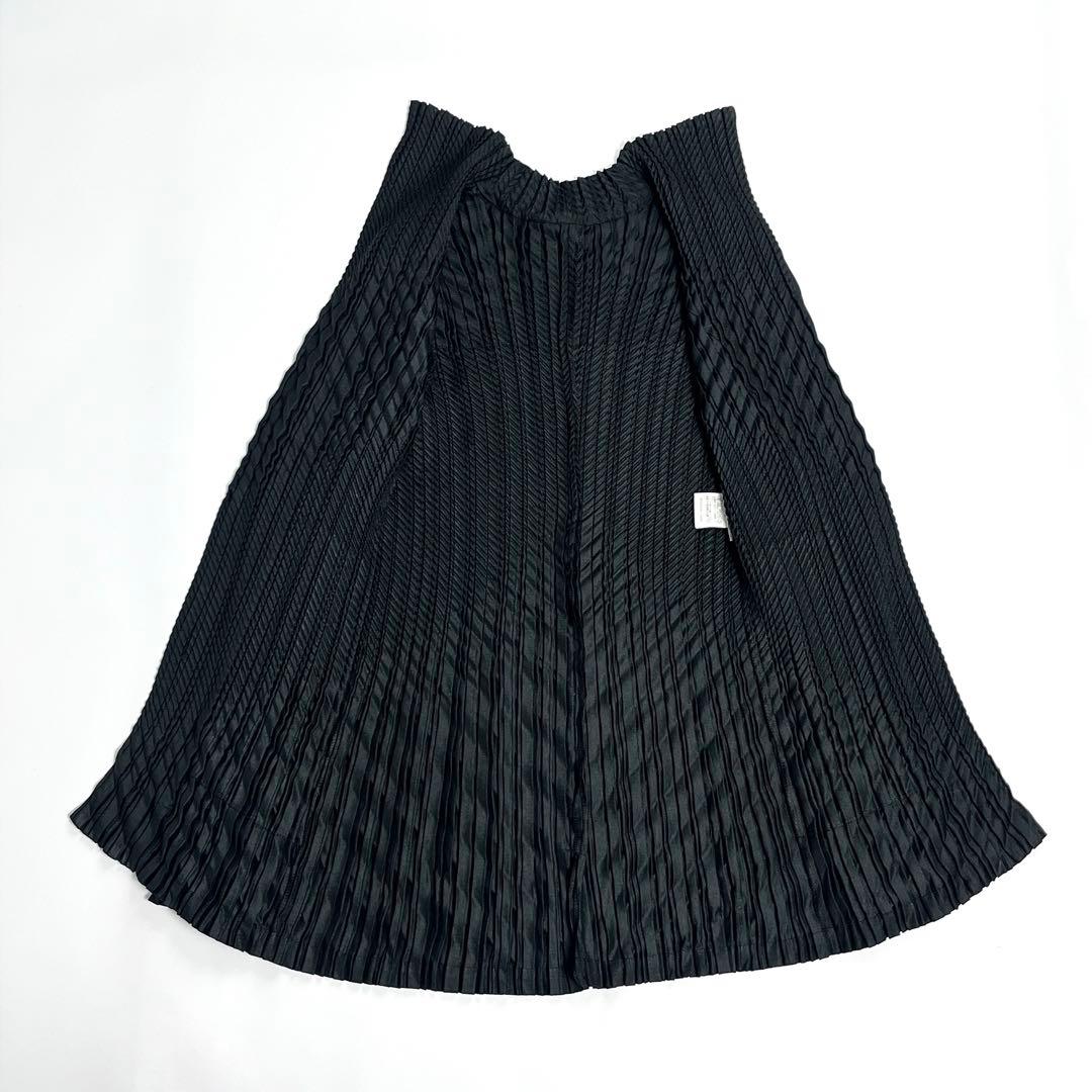 美品　ISSEY MIYAKE プリーツジャケット　ブラック　切り替え　2