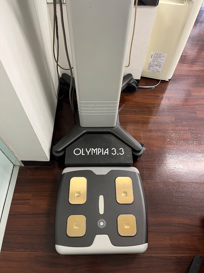 体成分分析器・体脂肪計　OLYMPIA3.3　すぐ使えます 待合室にいかがですか