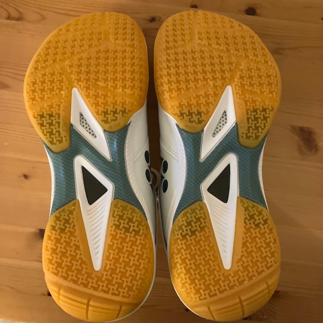 YONEX バドミントンシューズ 65 28.0cm ホワイト