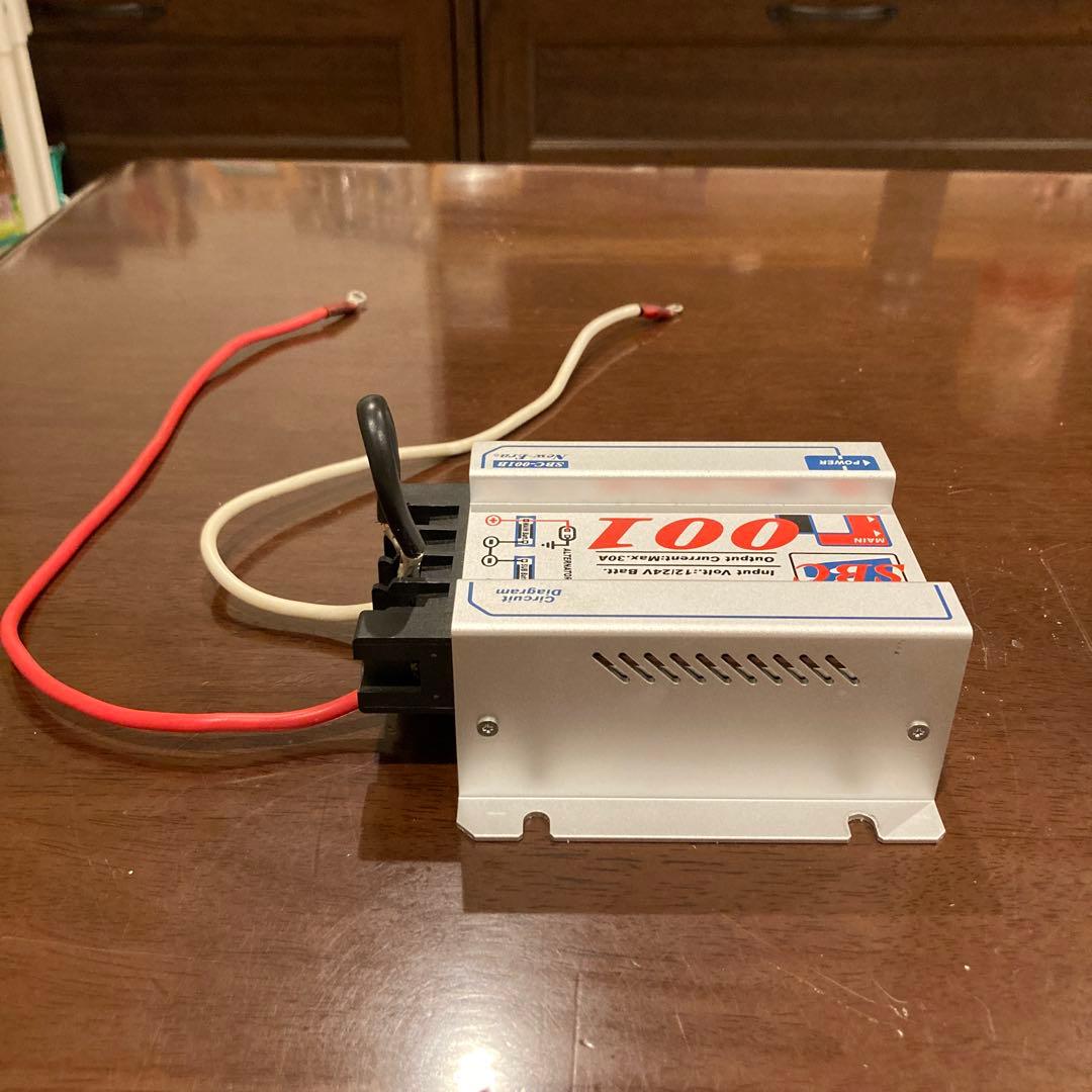 ニューエラ　走行充電器　SBC-001B