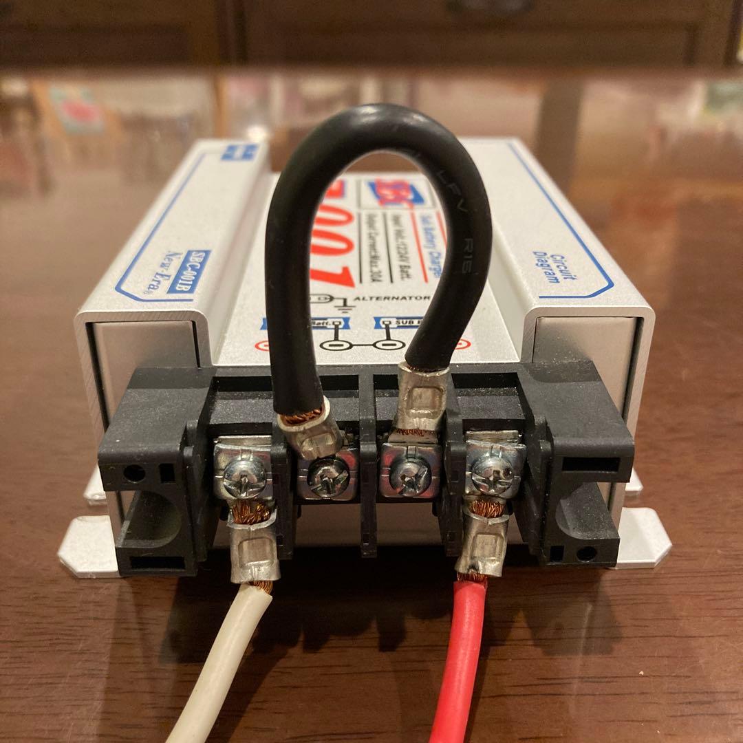 ニューエラ　走行充電器　SBC-001B