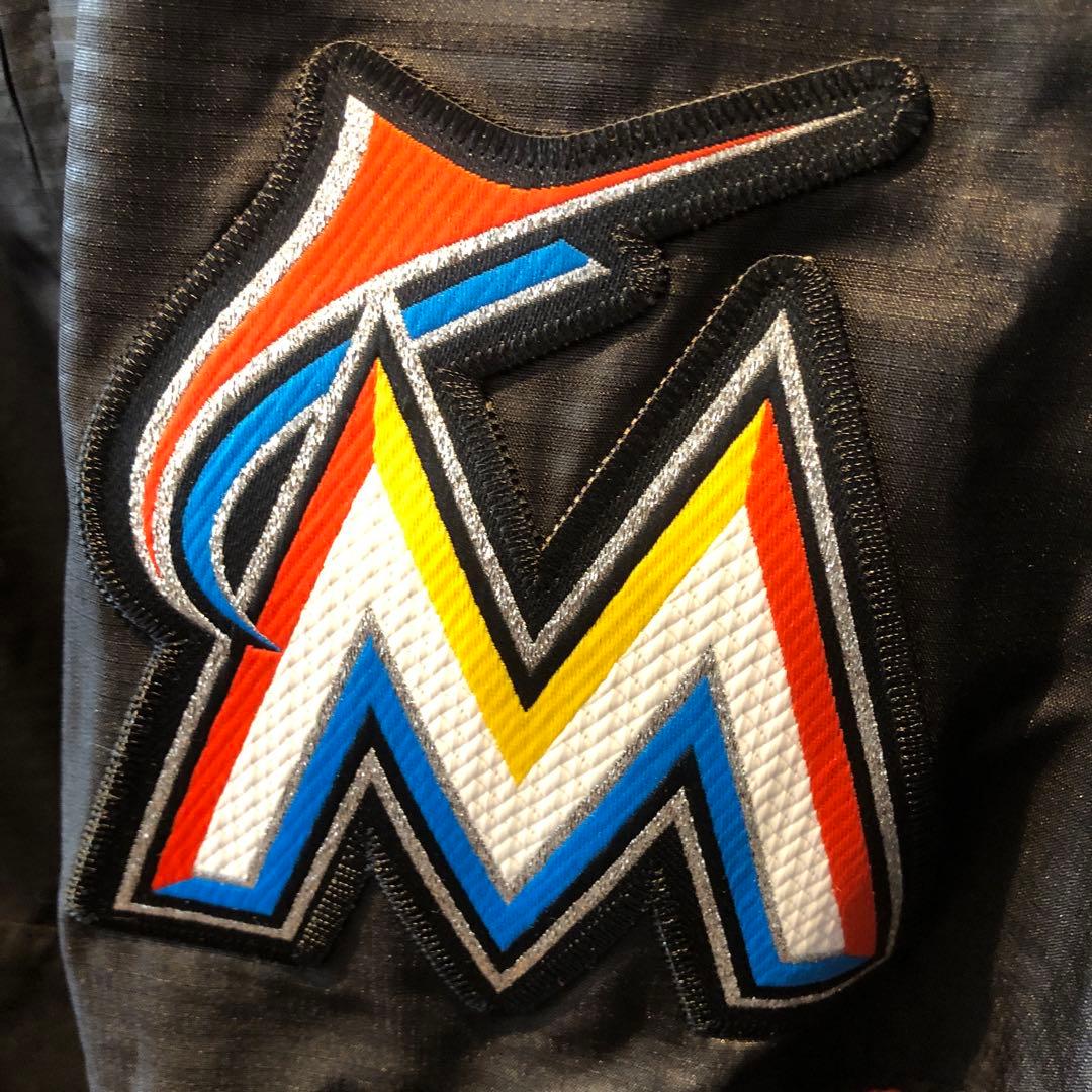 【SALE】MLB マーリンズ ウィンドブレーカー半袖　ICHIRO