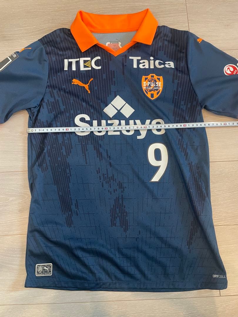 エスパルス2023年　3rd 9番　チアゴ・サンタナ　　ユニフォーム