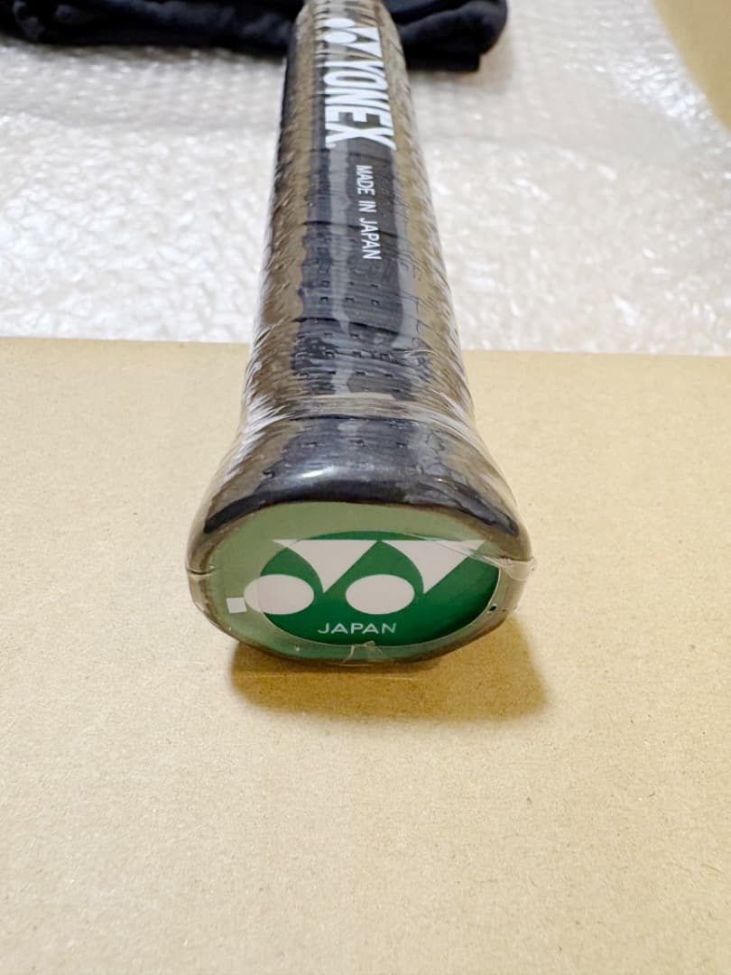 YONEX アストロクス100ZZ クレナイ 4U5 バドミントンラケット　希少
