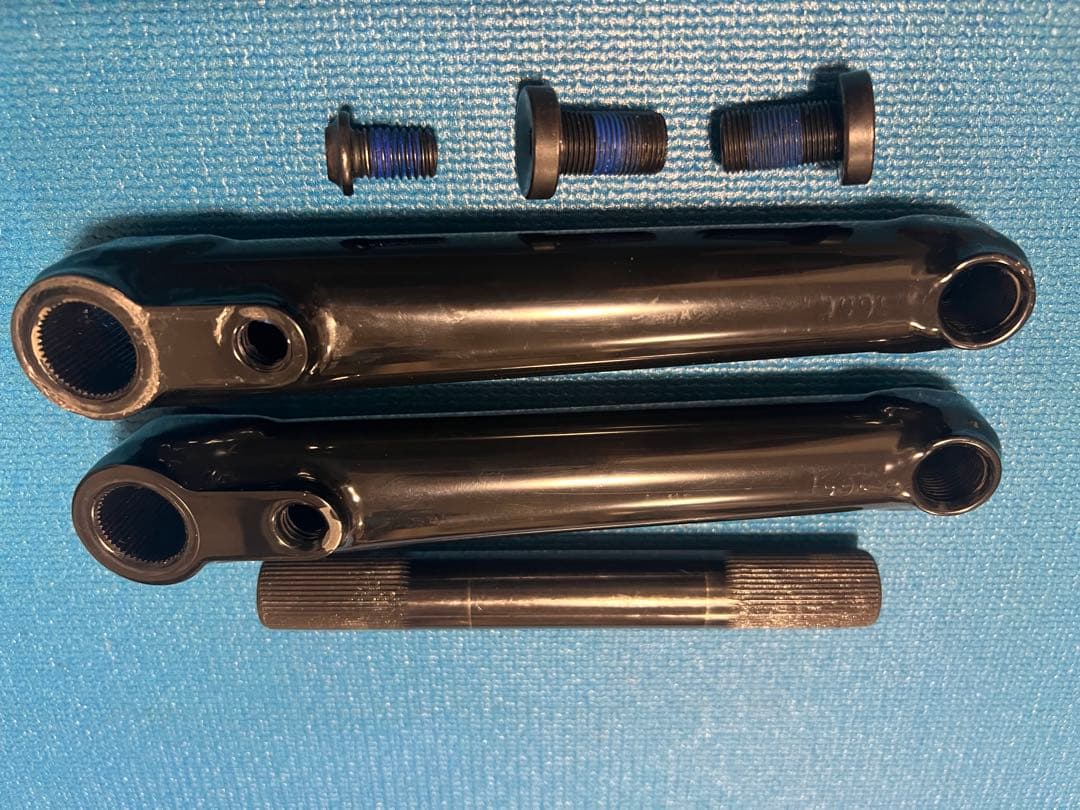 パーツ BMX Cult crew 3pcs cranks,165mm,19mmAxle