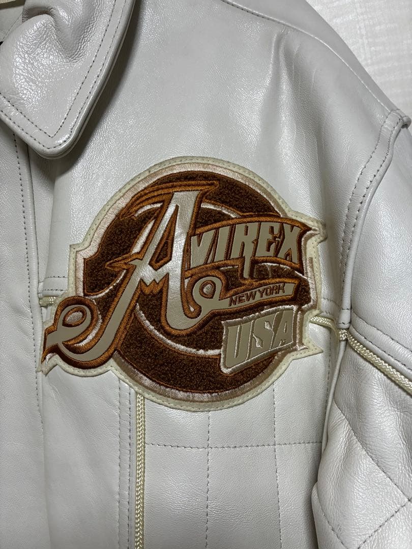 AVIREX ホワイト レザージャケット