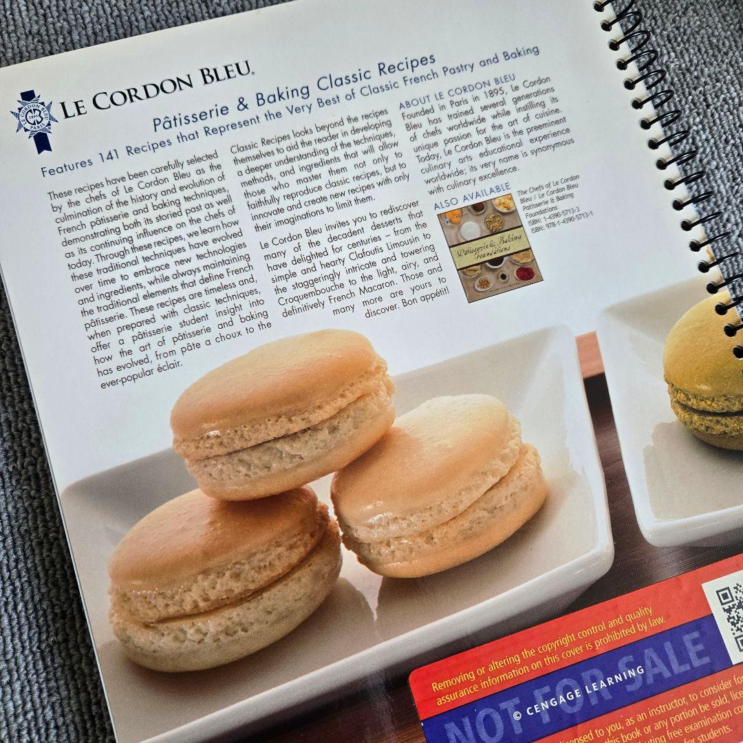 レア品洋書 新品Le Cordon Bleu classic recipes限定