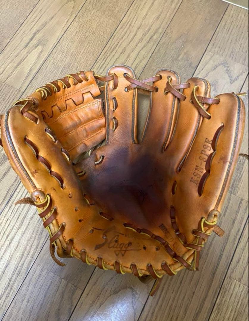 p*9様 スラッガー内野用グローブ