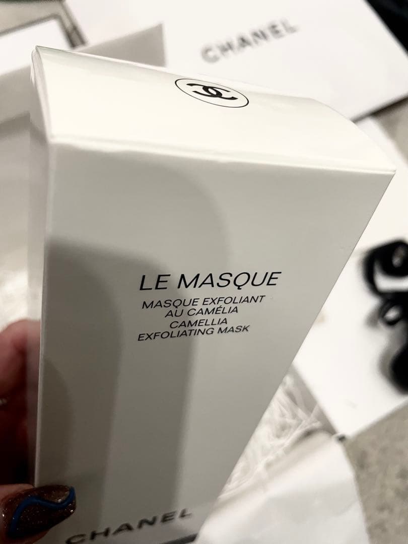 【新品】CHANEL ルマスクエクスフォリアン