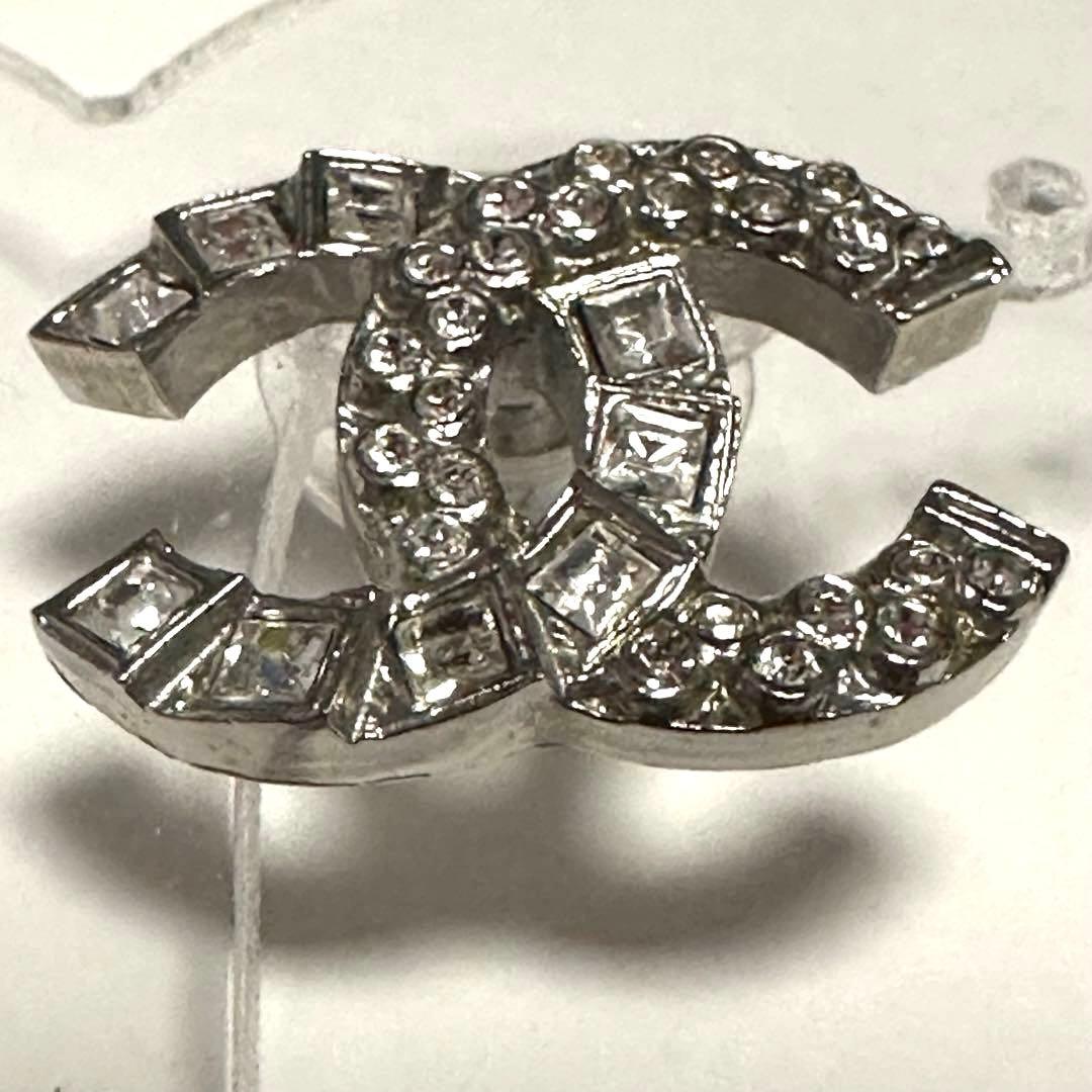 シャネル　CHANEL　ピアス　ココマーク　ラインストーン　シルバー　片耳のみ