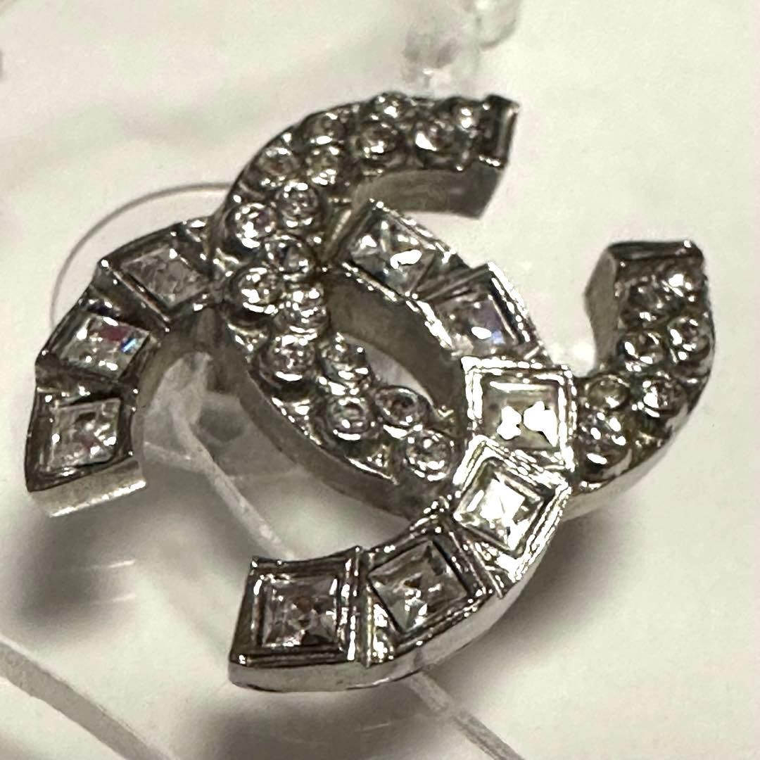 シャネル　CHANEL　ピアス　ココマーク　ラインストーン　シルバー　片耳のみ