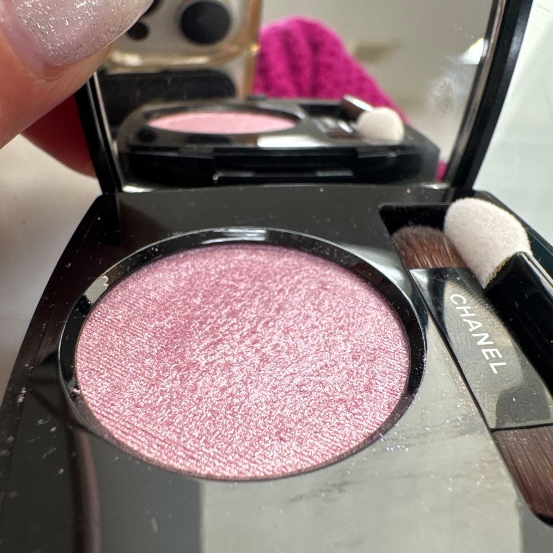 CHANEL 250 モーヴ シュクレ アイシャドウ