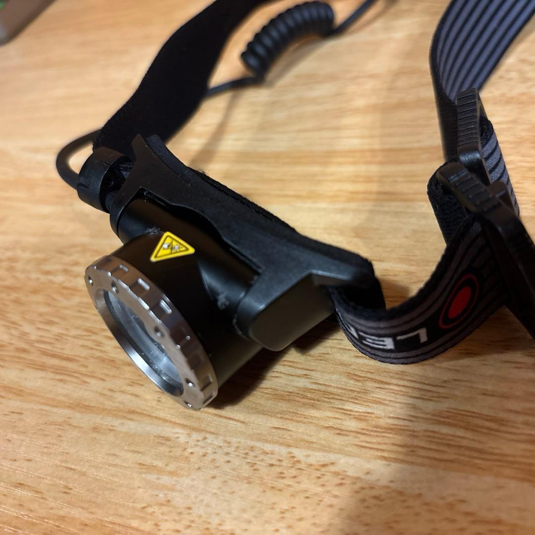 LEDLENSER レッドレンザー LEDヘッドライトH8R SE