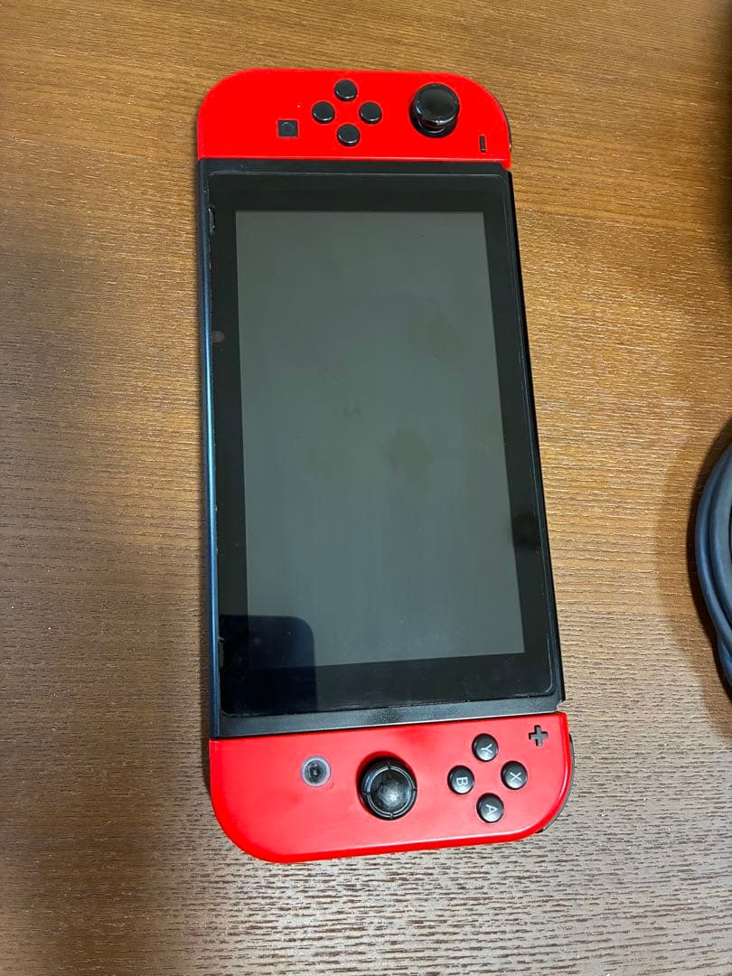 Nintendo Switch レッド 本体 充電器付き　8点セット