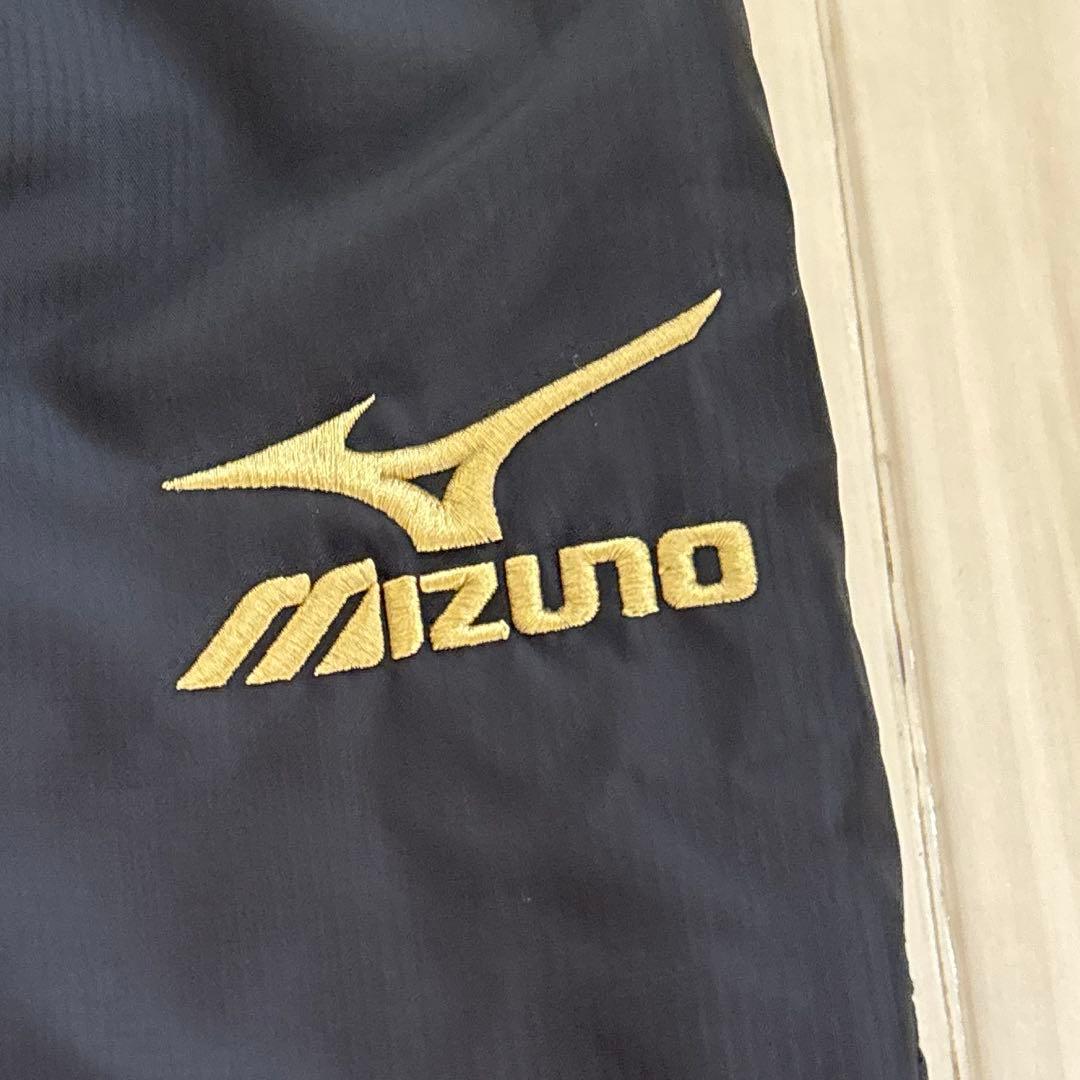 美品　Mizuno ブレスサーモ　ウィンドブレーカー上下　メンズSサイズ　極暖