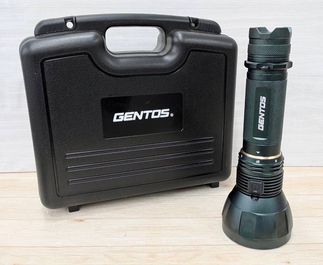 gentos ジェントス 超高光量LED懐中電灯 UT-618R ライト