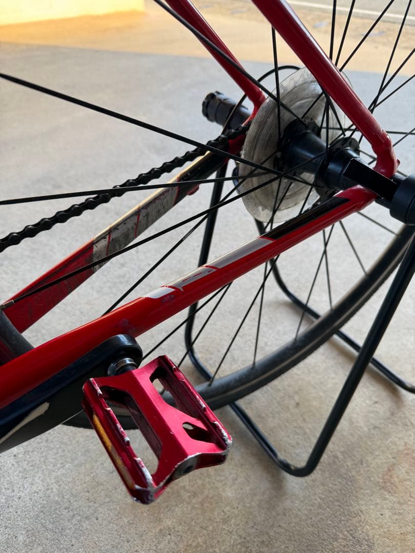 Trek アルミロードバイク ドマーネalr3 レッド　直接引き取り可能