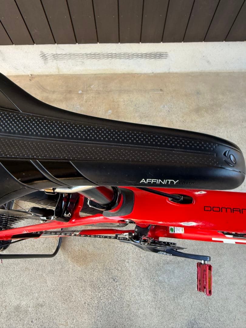 Trek アルミロードバイク ドマーネalr3 レッド　直接引き取り可能