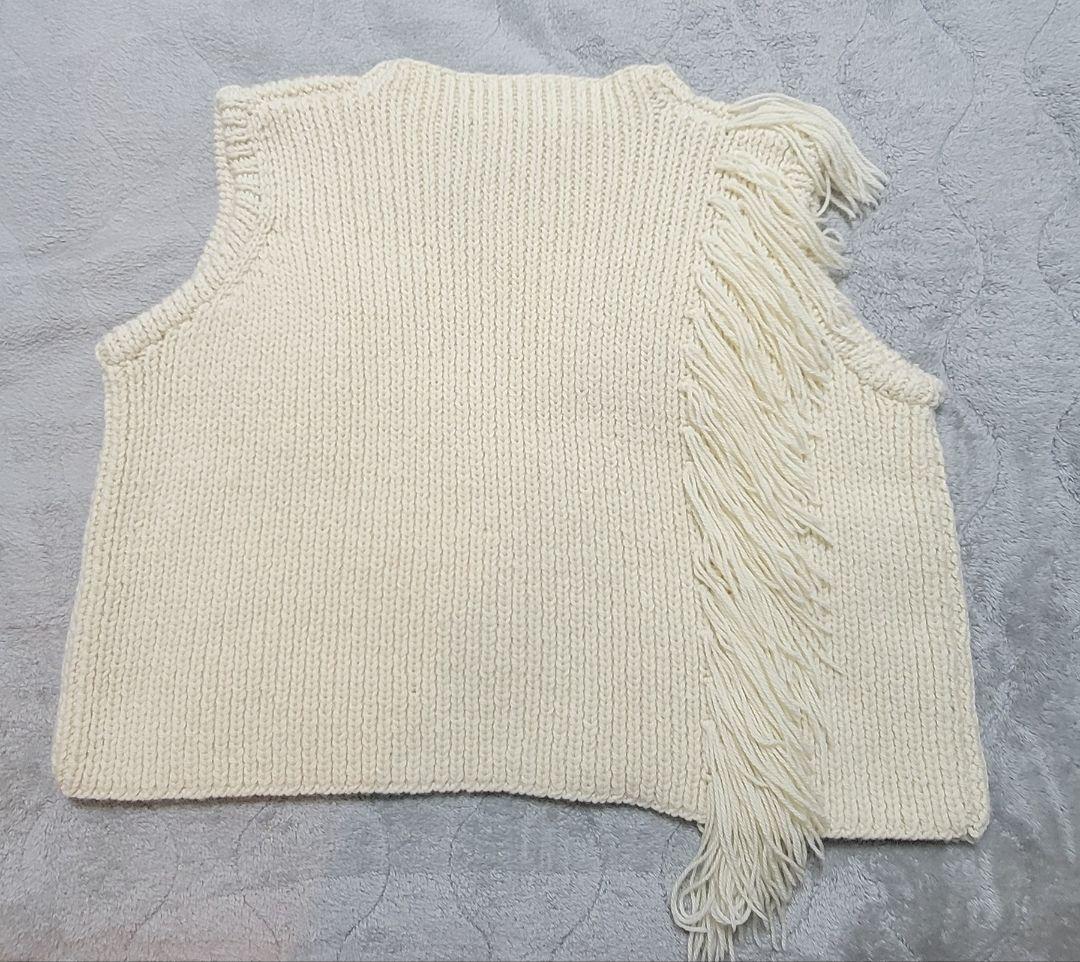トップス MAYDI HAND KNITTED PULL VEST WITH FRING