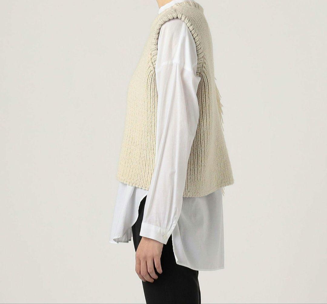 トップス MAYDI HAND KNITTED PULL VEST WITH FRING