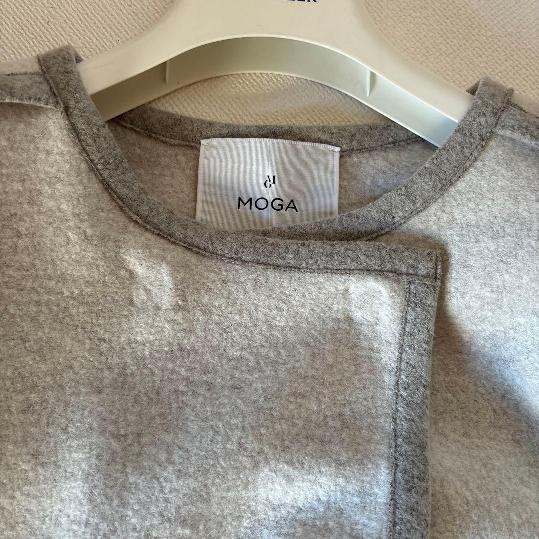 MOGA ウールリング圧縮ポンチョ　試着のみ