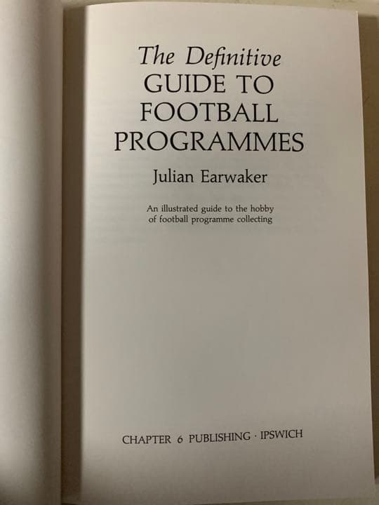 本 GUIDE TO FOOTBALL PROGRAMMES