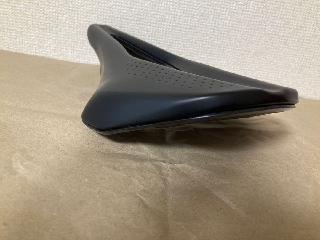 フィジーク fizik TEMPO ARGO R3 150mm kiumレール