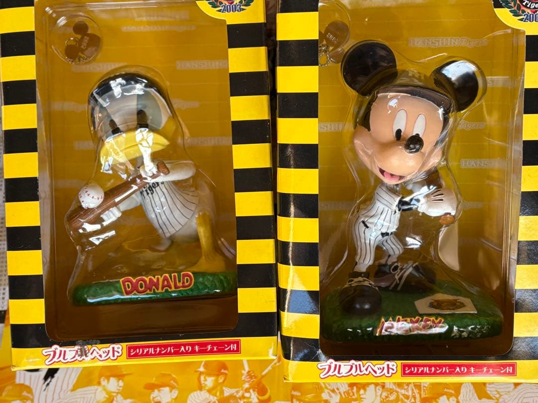 阪神タイガース☆2003年優勝版ブルブルヘッドフィギュア☆ミッキー&ドナルド