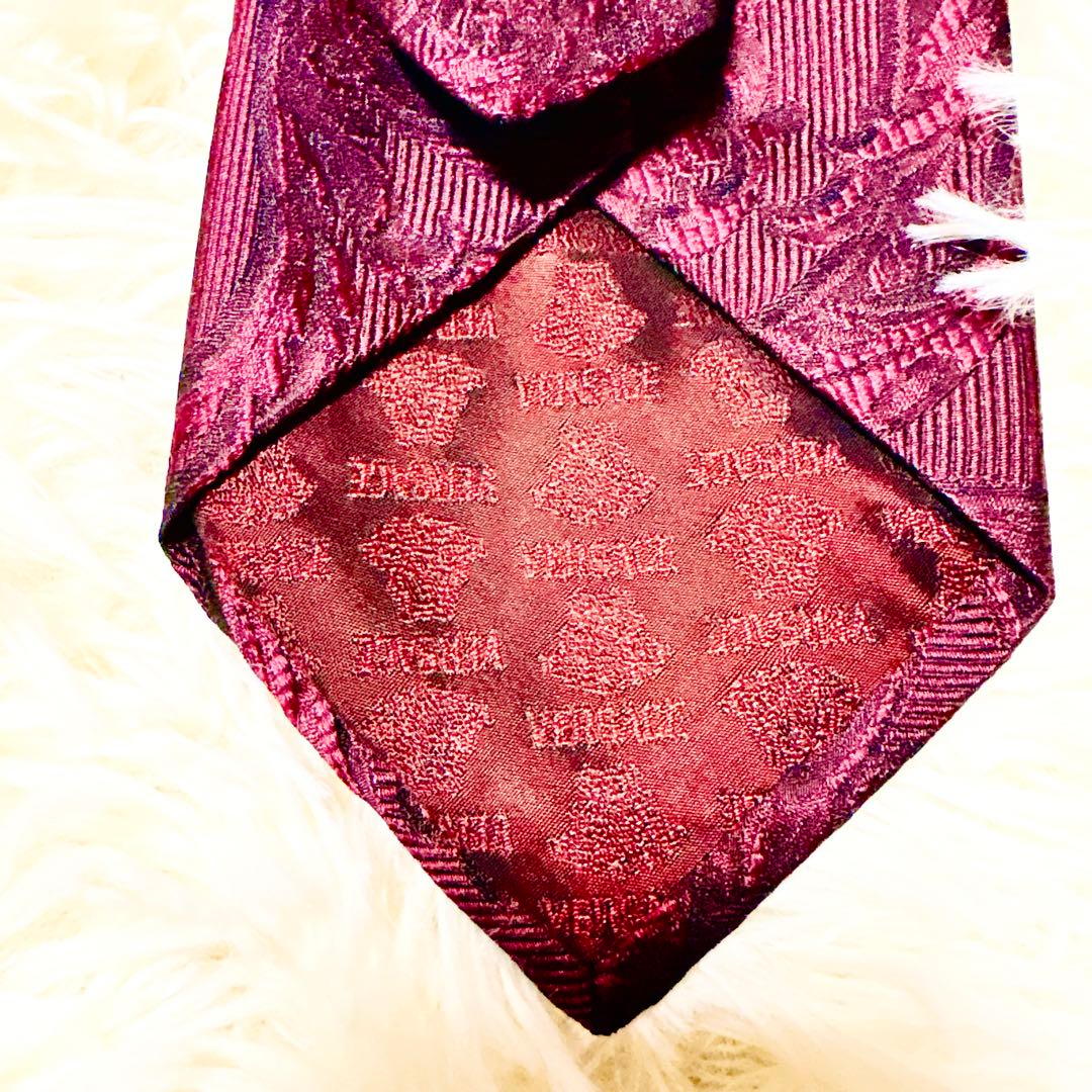 GIANNI VERSACE バーガンディ ネクタイ