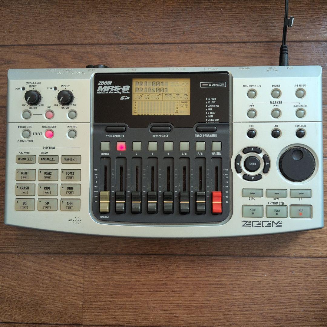 ZOOM MRS-8 マルチトラックレコーダー