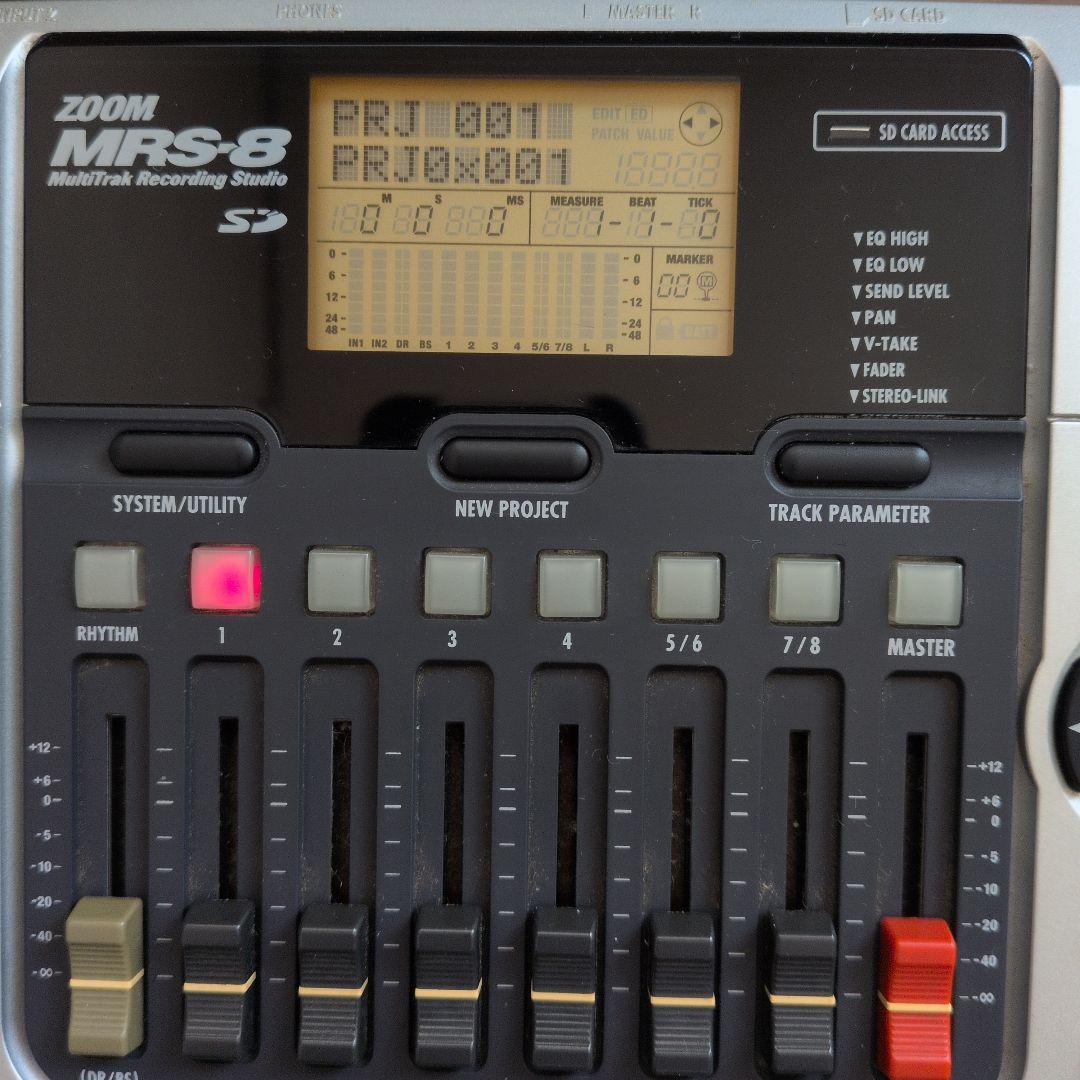 ZOOM MRS-8 マルチトラックレコーダー