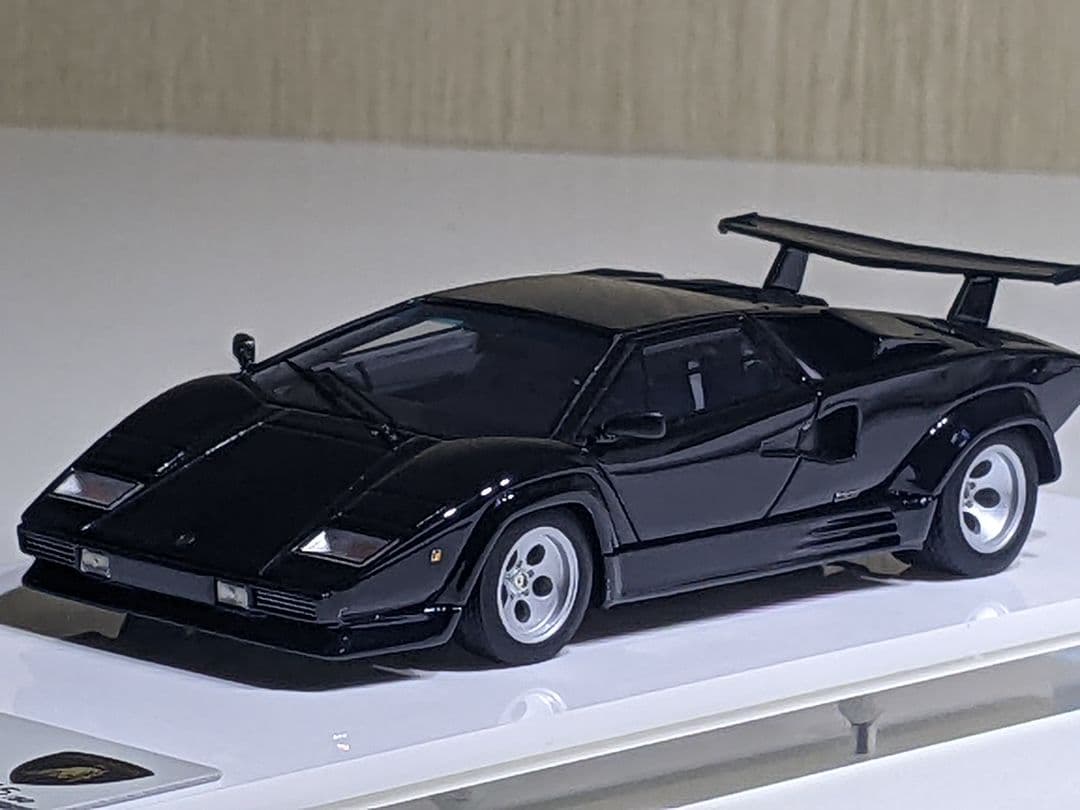アイドロン 1/43 ランボルギーニ カウンタックLP5000QV 1988