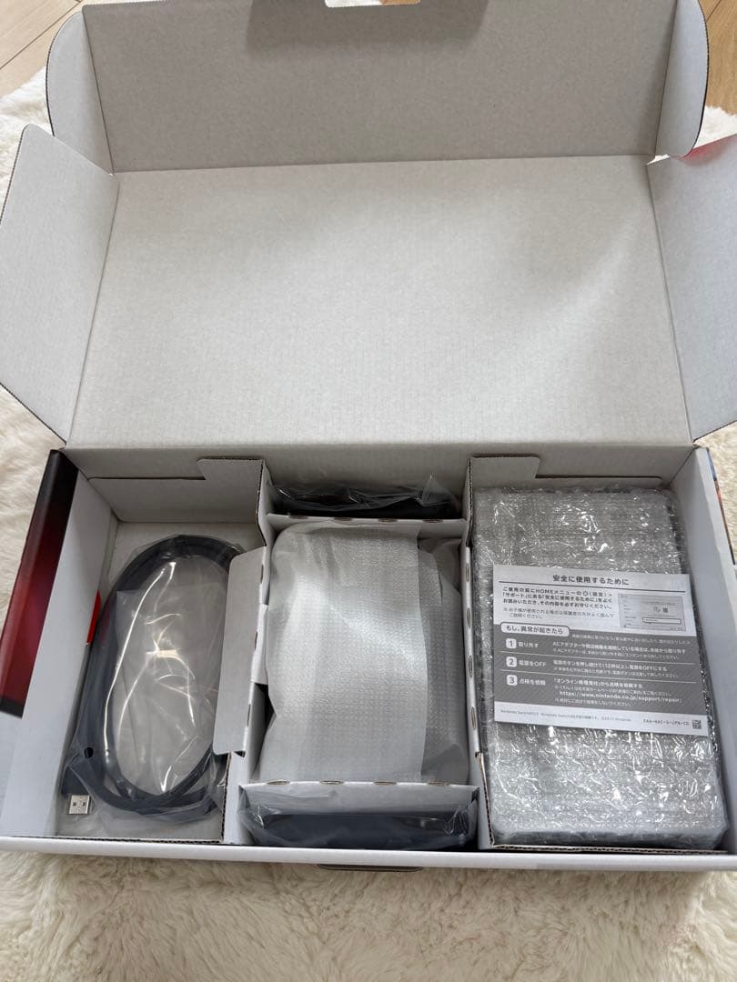 Nintendo Switch 本体 グレー 箱付　付属品完備【ドック等未使用】