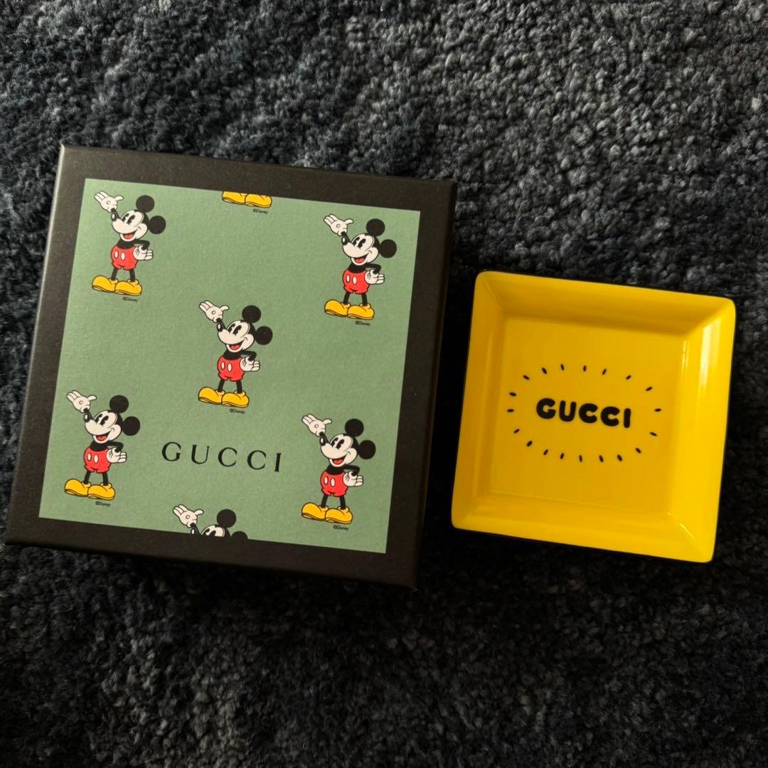 美品 GUCCI Disney スクエア アクセサリートレー イエロー ブラック
