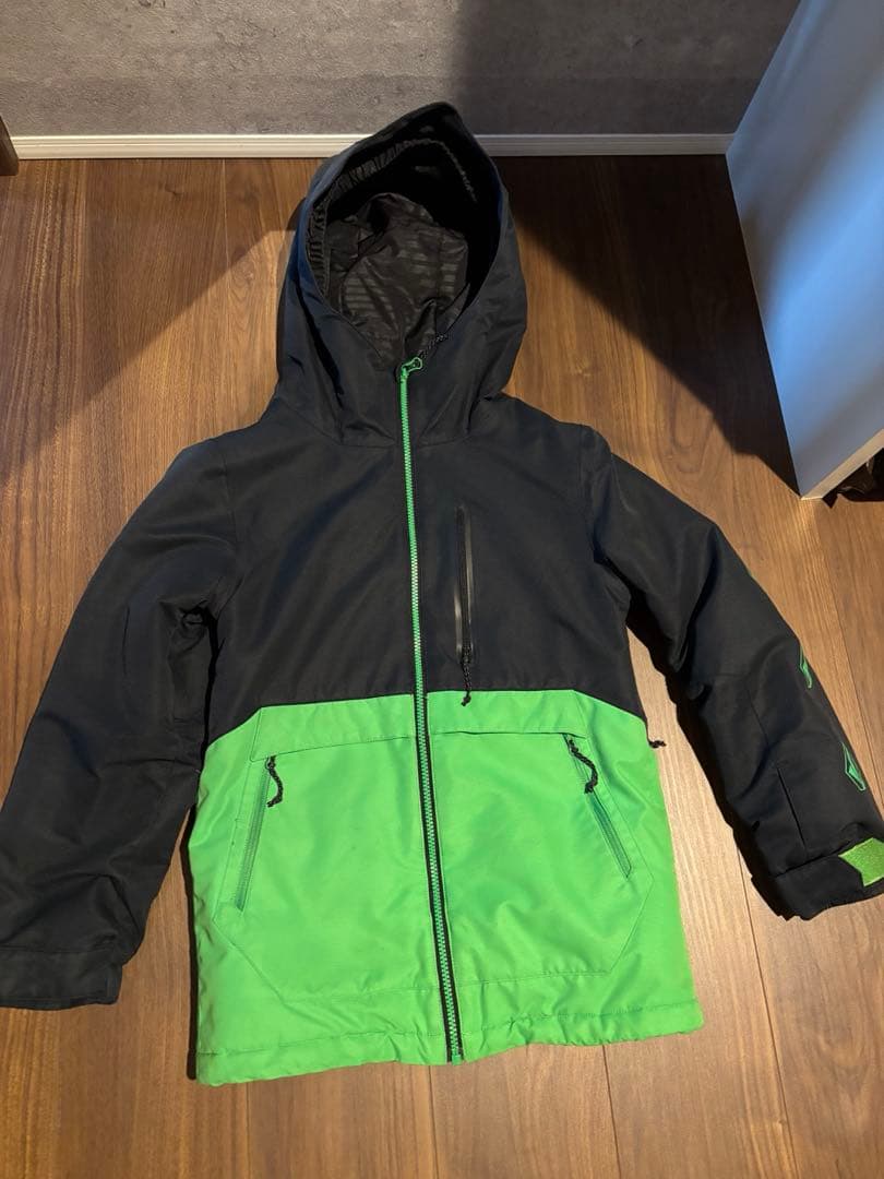 【上下セット】VOLCOM ボルコム キッズスノーウェア　Sサイズ